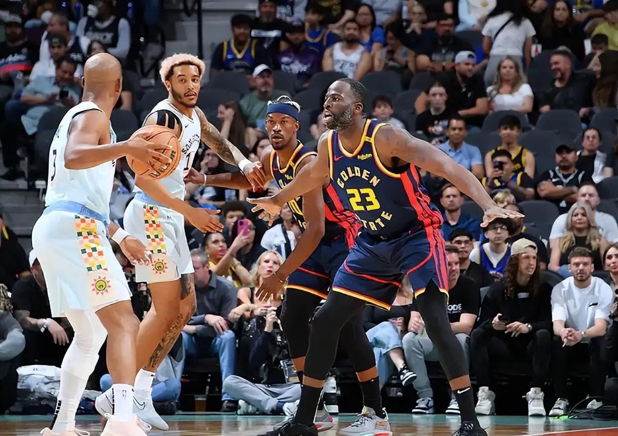 勇士大胜马刺，晋级西部决赛