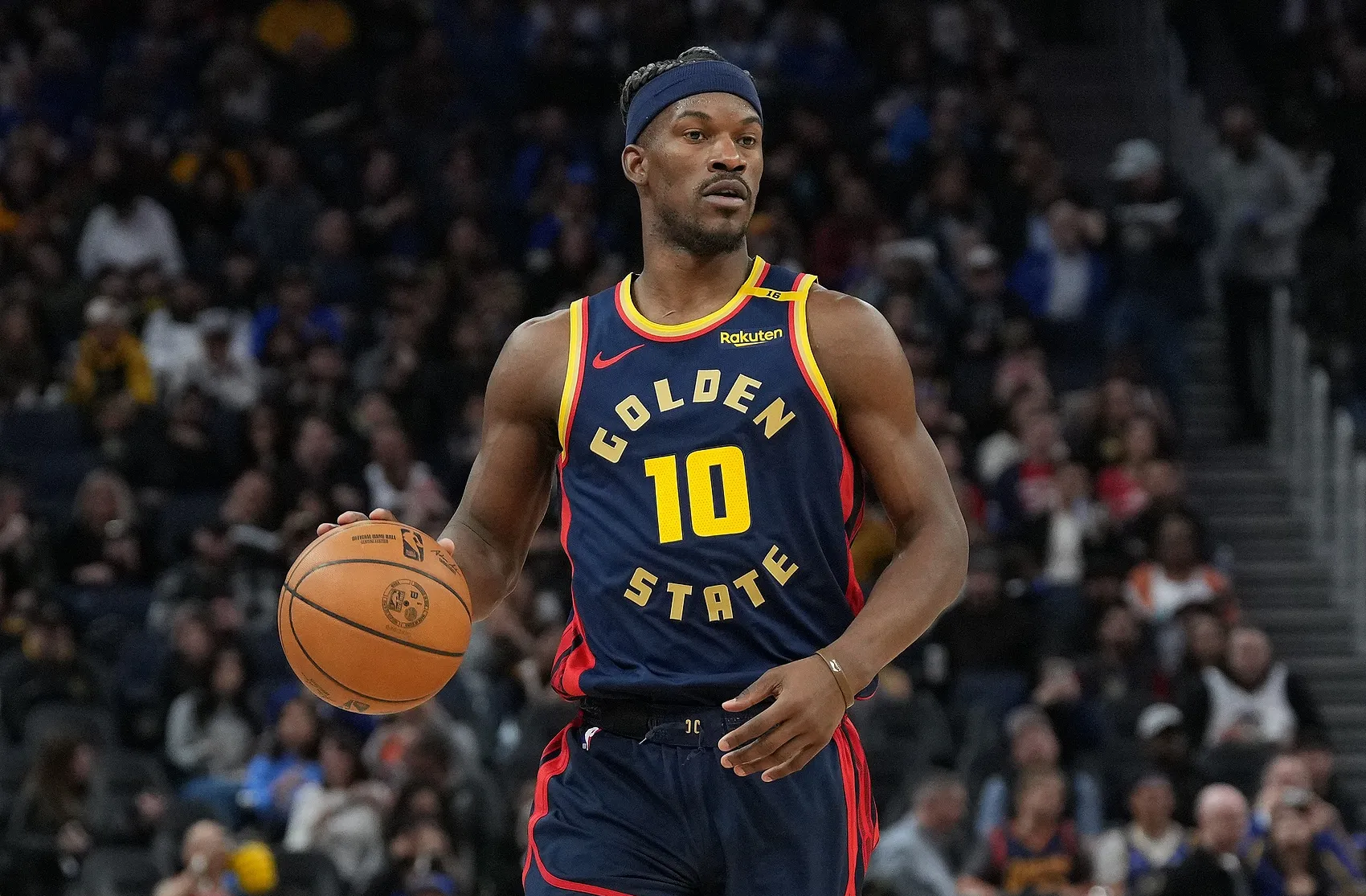 猛龙队签下自由球员，加强内线实力