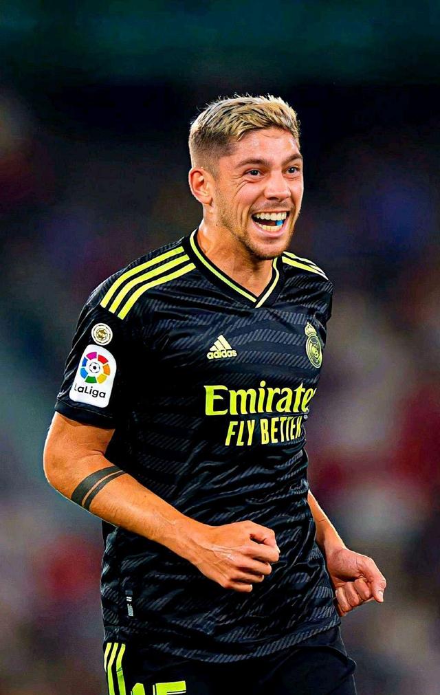 圣彼得堡泽尼特与乌迪内斯交手，胜负难料