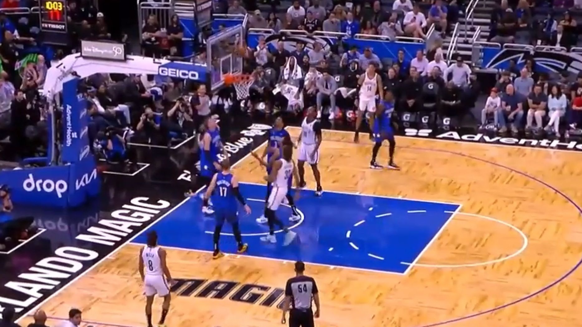 爵士碾压德国男篮，欧文完成帽子戏法的简单介绍