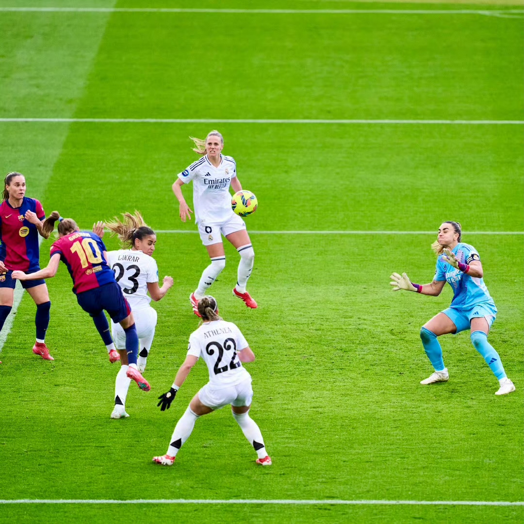 开云体育官网-韩国逆转巴萨,马丁内利统治全场的简单介绍